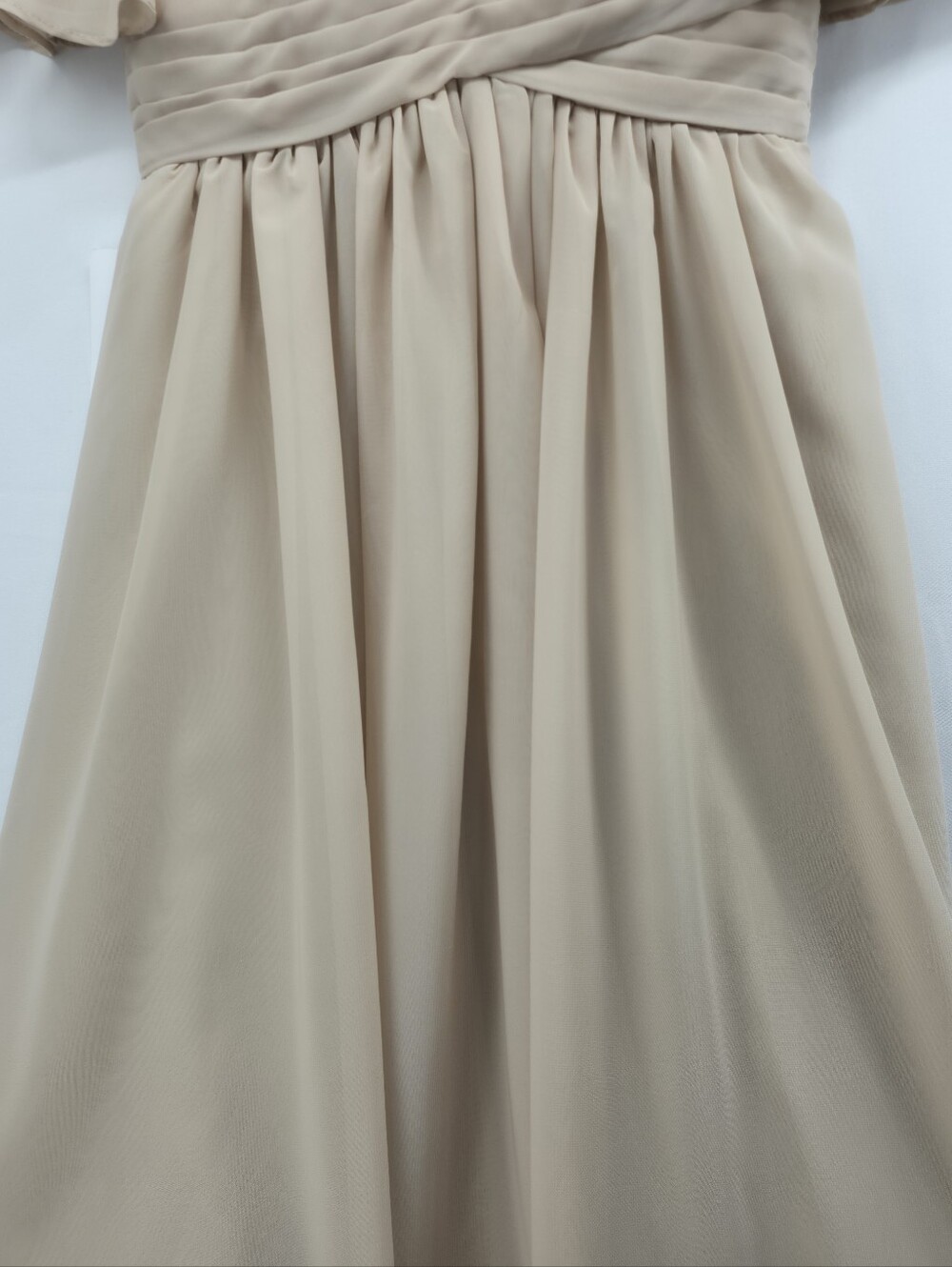 Lavetir Nude Beige Pleated Flutter Sleeve Formal Gown Side Slit Pockets NWT - Picture 6 of 16